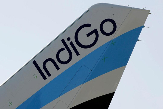 Flight stranded at Mumbai airport for over 7hrs amid rain, passengers left without food, refreshments